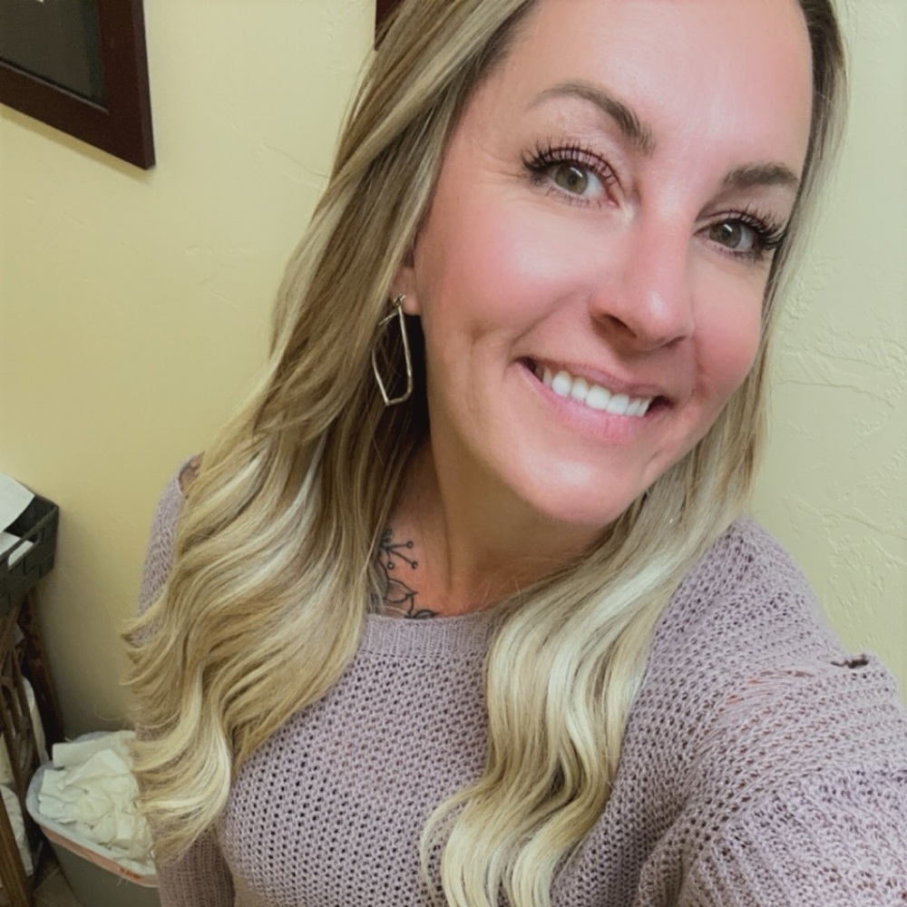 Meet your Posher, Alisha
